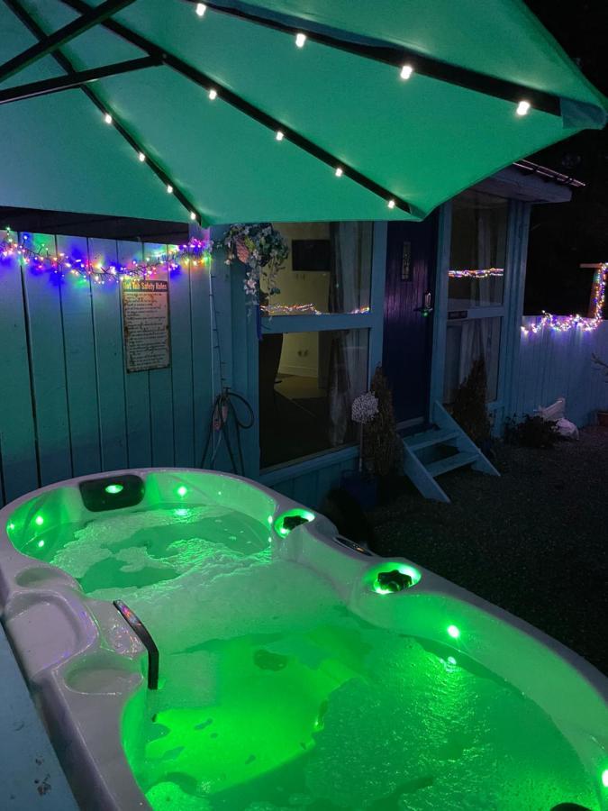 Bankhead Accommodation With Hot Tub Aberdeenshire Gamrie Exterior foto
