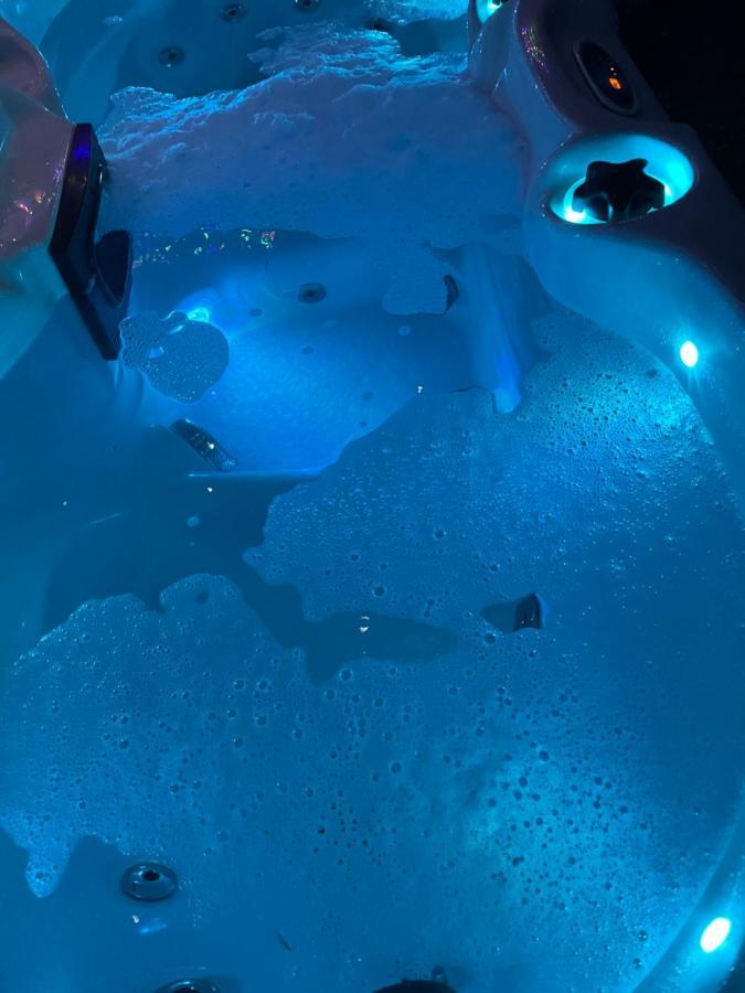 Bankhead Accommodation With Hot Tub Aberdeenshire Gamrie Exterior foto